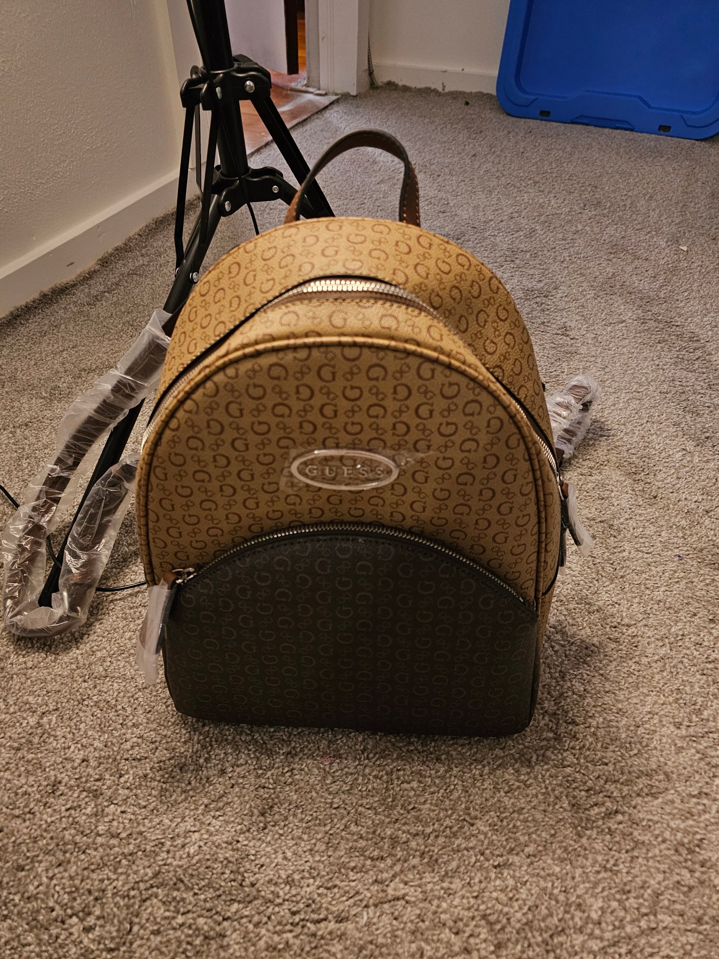 Large guess backpack