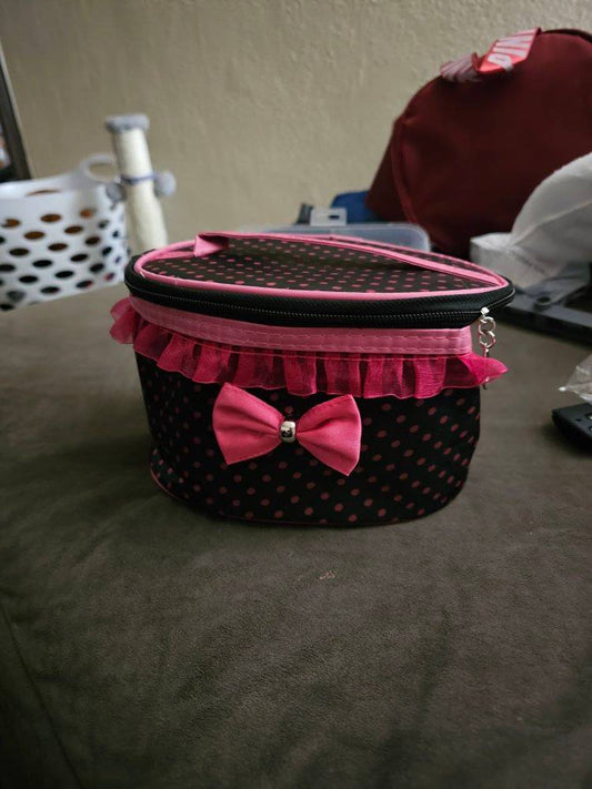 Make-up case